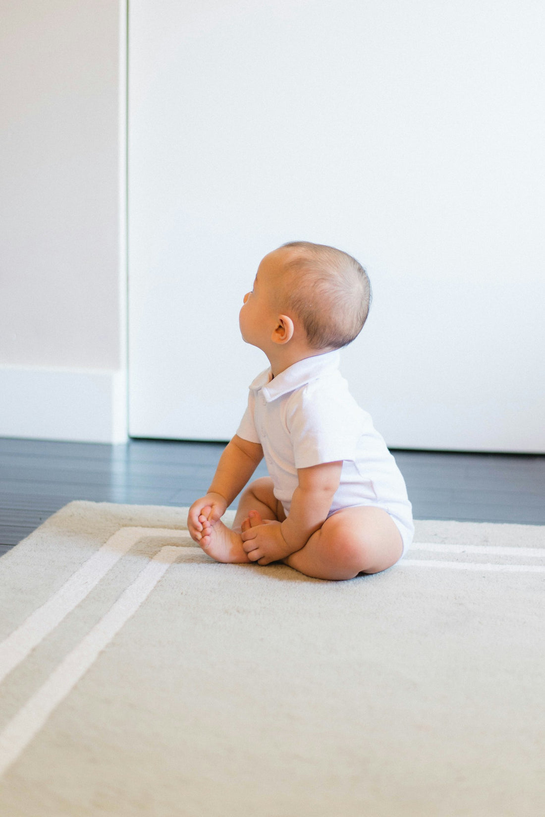 What babies do with their hands in the first year